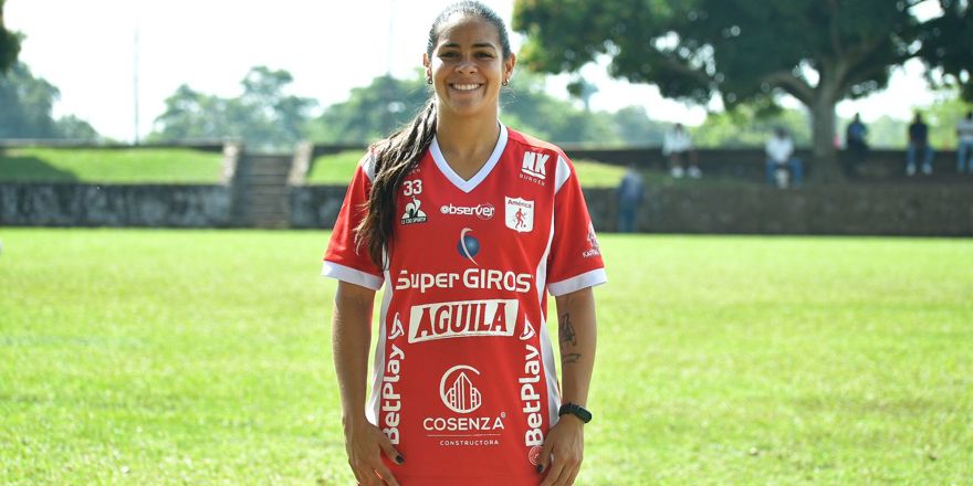 Karla Torres: «Tenemos que tomar la iniciativa para impulsar aún más el fútbol femenino»