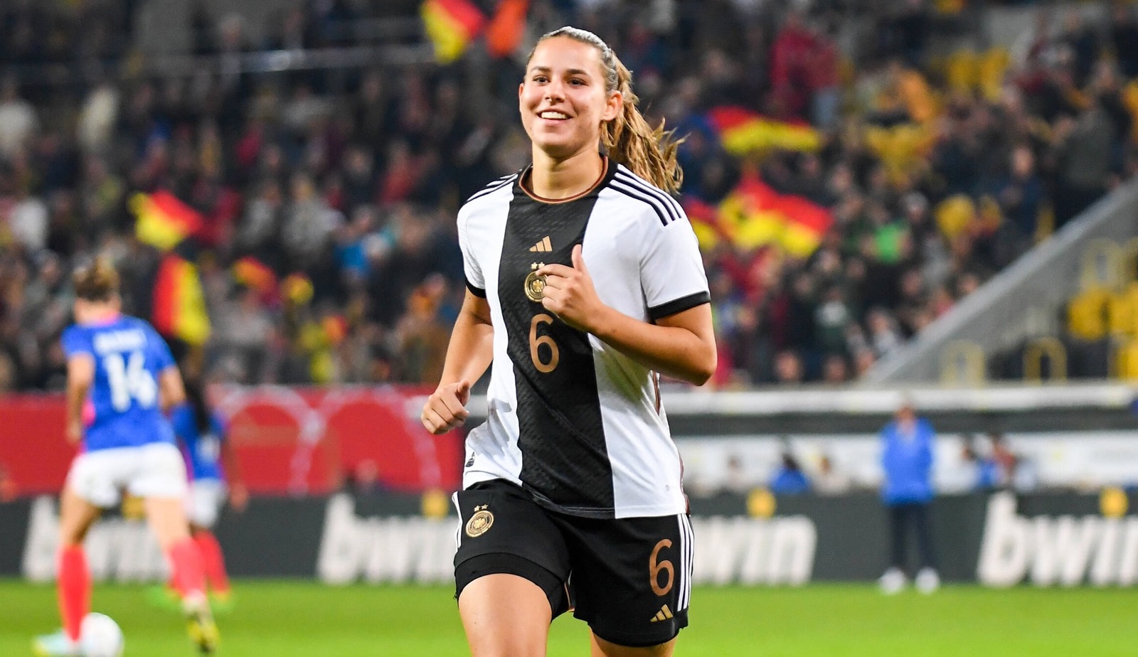 Can Lena Oberdorf make the World 11 at 21? - FIFPRO World Players' Union